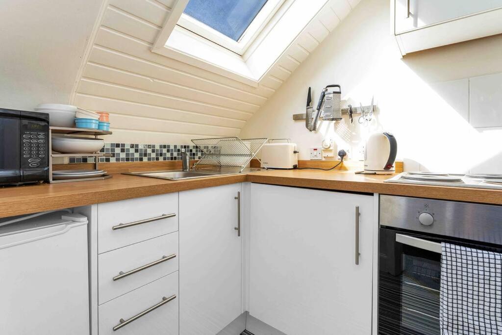 Stylish 1 Bedroom Apartment Edinburgh Bagian luar foto