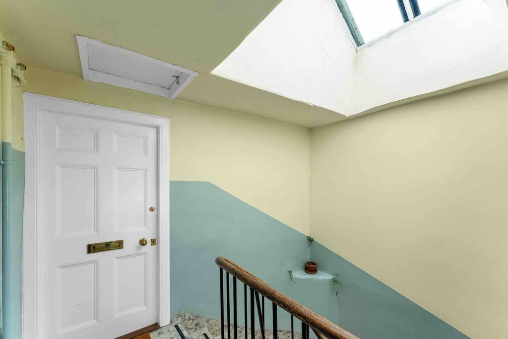 Stylish 1 Bedroom Apartment Edinburgh Bagian luar foto